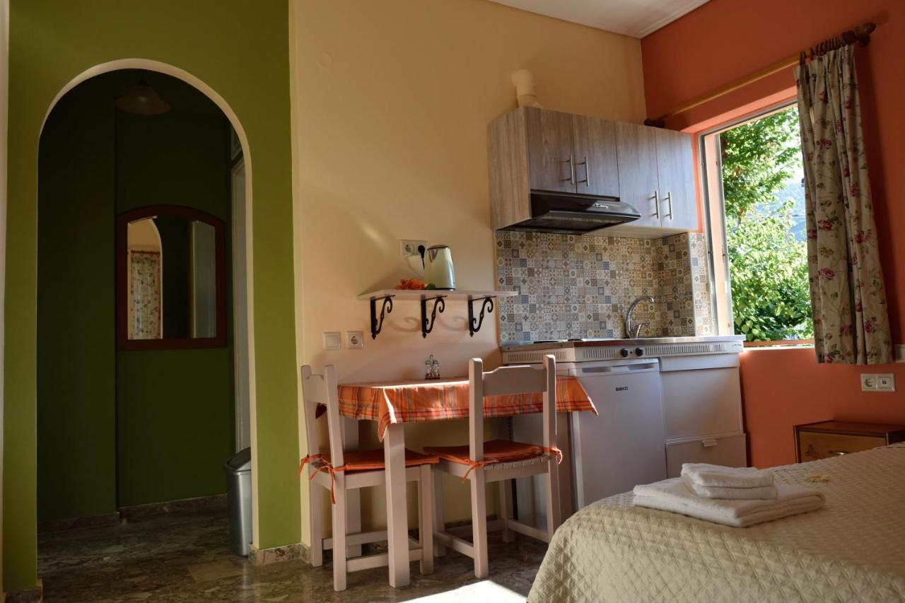 Stamoulis Apartments Agia Efimia Exterior foto